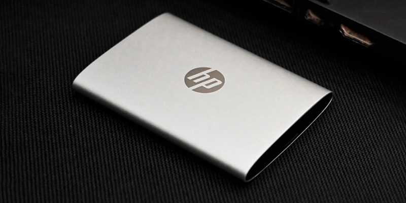 1722228847o-cung-di-dong-ssd-1tb-hp-p900-2000mb-s-05-jpg